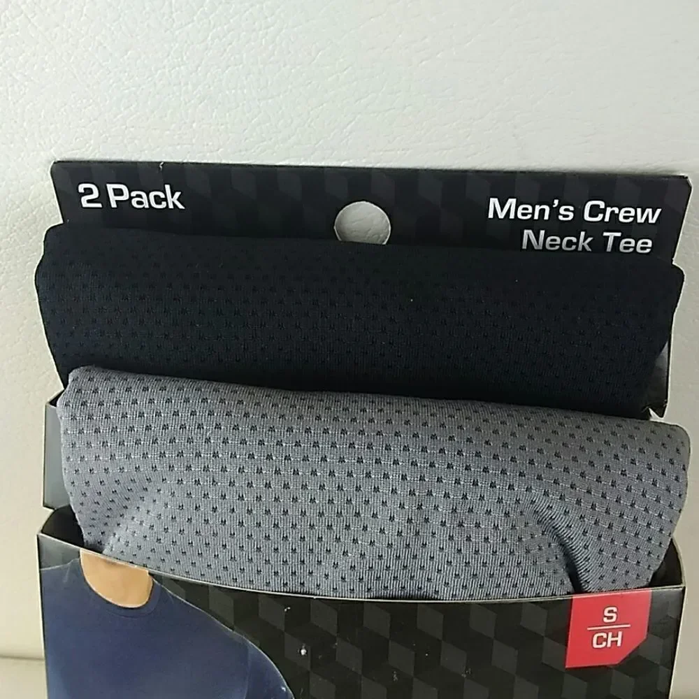 Athletic Works mesh set of 4 men's crew neck tees - Picture 3 of 8